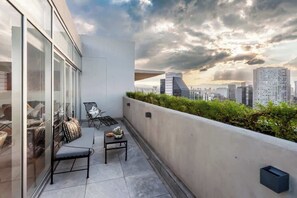 Terrace/patio - Breathtaking Panoramic Penthouse, Polanco 8PAX/3BD (Ciudad de México)