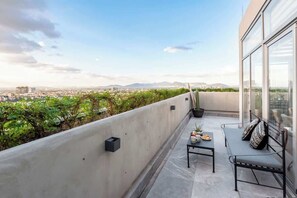Terrace/patio - Breathtaking Panoramic Penthouse, Polanco 8PAX/3BD (Ciudad de México)