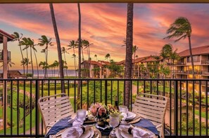 Outdoor dining - Papakea Villas | Ocean View 2 BR Sleeps 8 | Car Incl. w/ 6+ Nights | PKD ML-3523 by KBM (Lahaina)