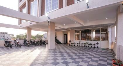 Fabhotel Vishwas
