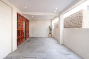 Lobby - Fabhotel Rova Stays (Pune)