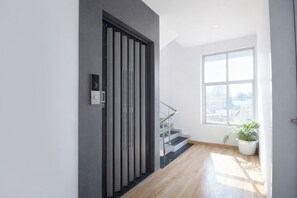 Lift - Fabhotel Rova Stays (Pune)
