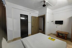 Room - Fabhotel Swapanpurti Sai Avenue (Pune)