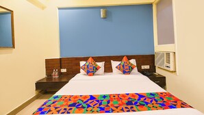 Deluxe Room | Peralatan tempat tidur premium, peti besi dalam bilik, Wi-fi percuma 
