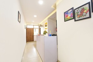 Khu sảnh