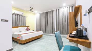 Kamar Deluks | Seprai katun Mesir, seprai premium, brankas, dan Wi-Fi gratis