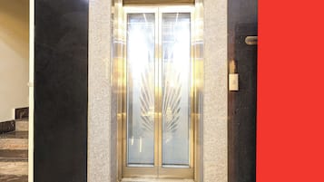 Elevator