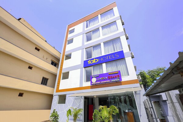 Super Collection O Lorven Grand - Visakhapatnam