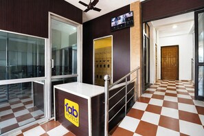 Reception - Fabhotel Madras Residency (Chennai)