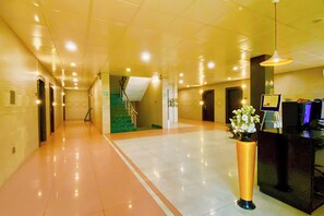 Lobby - Fabhotel Ace Prime (Greater Noida)
