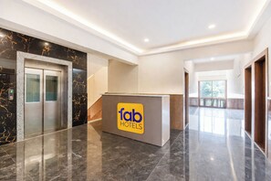 Reception - Fabhotel Destiny Living (Pune)
