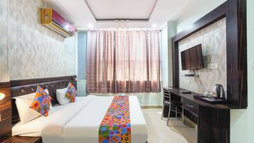 Deluxe Room | Egyptian cotton sheets, premium bedding, in-room safe, free WiFi