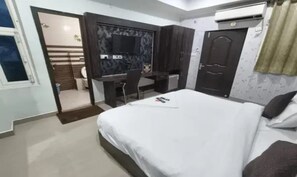 Room - Fabhotel The Max (Lucknow)