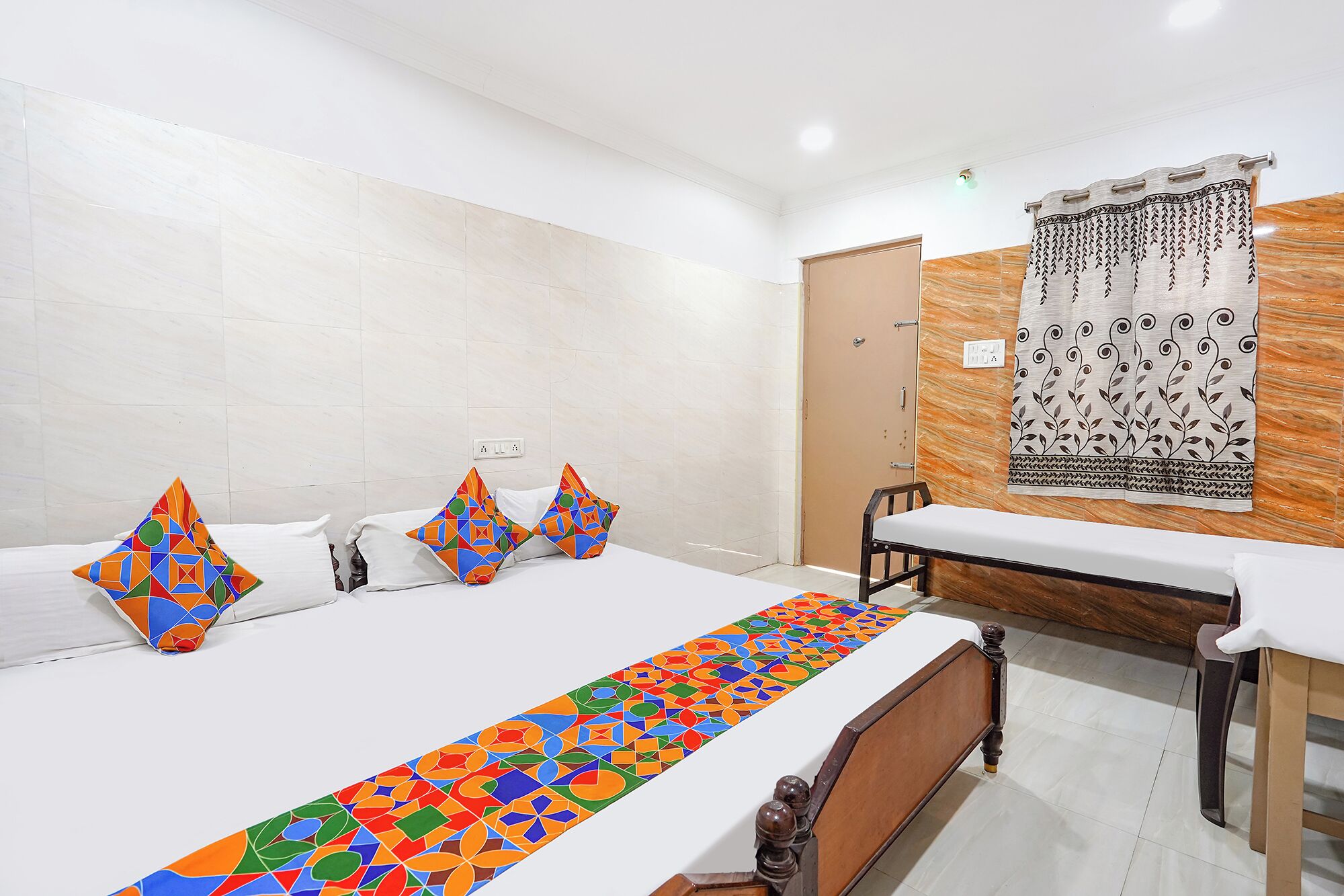 Deluxe Room | Egyptian cotton sheets, premium bedding, in-room safe, free WiFi
