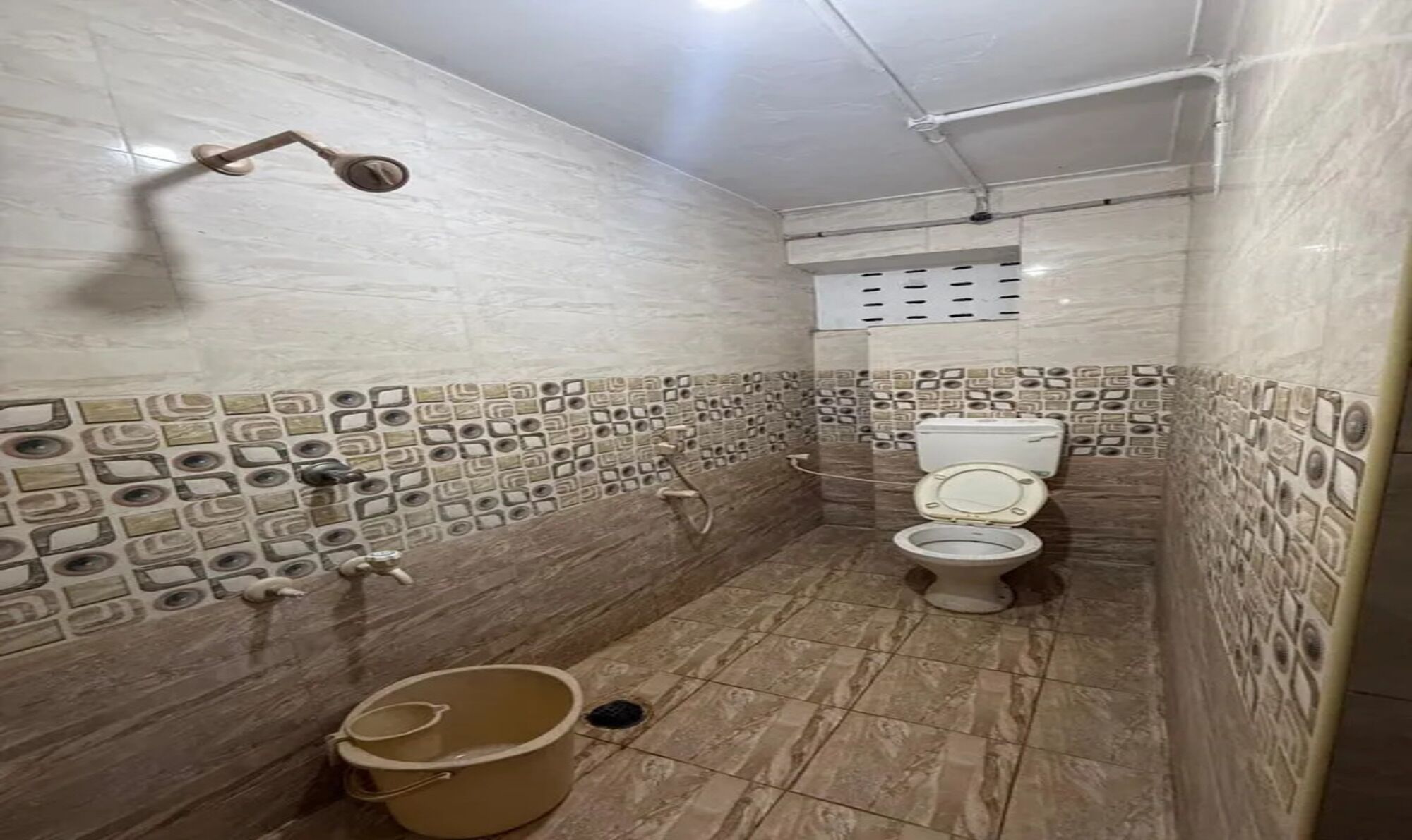 Deluxe Room | Bathroom