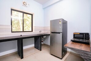 En 28-tommers LCD-TV med kabel-kanaler