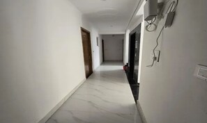 Lobby - Fabhotel Dev Ganga Retreat (Rishikesh)