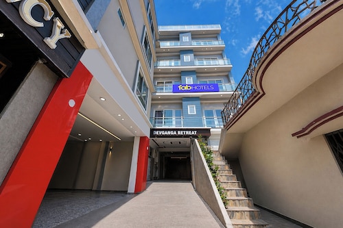 Fabhotel Dev Ganga Retreat