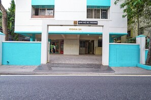 Property entrance - Fabhotel Krishna Sai (Pune)