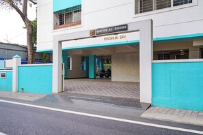 施設の入り口