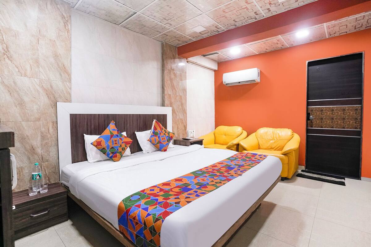 Premium kamer | Lakens van Egyptisch katoen, luxe beddengoed, een kluis op de kamer