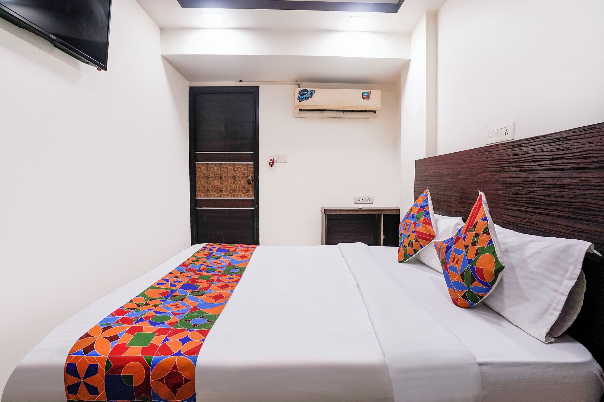 Habitación Deluxe | Sábanas de algodón egipcio, ropa de cama de alta calidad, caja fuerte