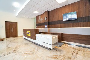 Reception - Fabhotel Grand & Resorts (Tirupporur)