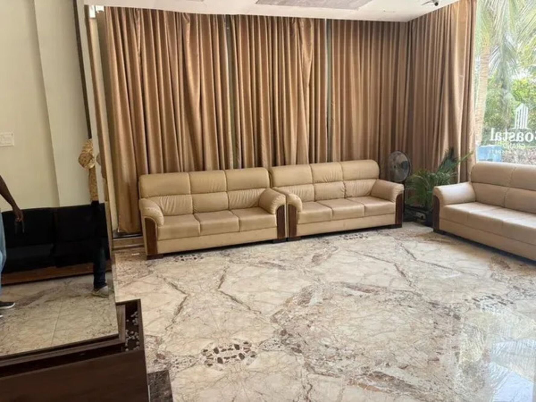 منطقة الجلوس في الردهة