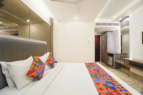 Fabhotel Grand & Resorts