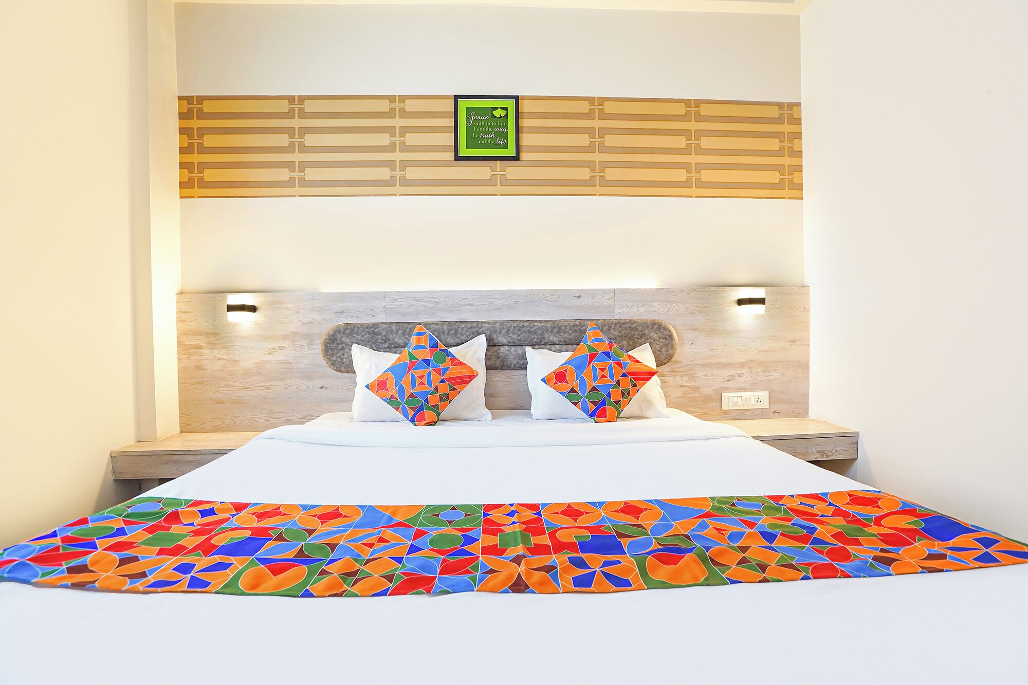 Lakens van Egyptisch katoen, luxe beddengoed, een kluis op de kamer