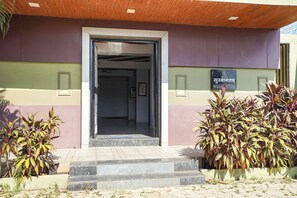 Entrada de la propiedad