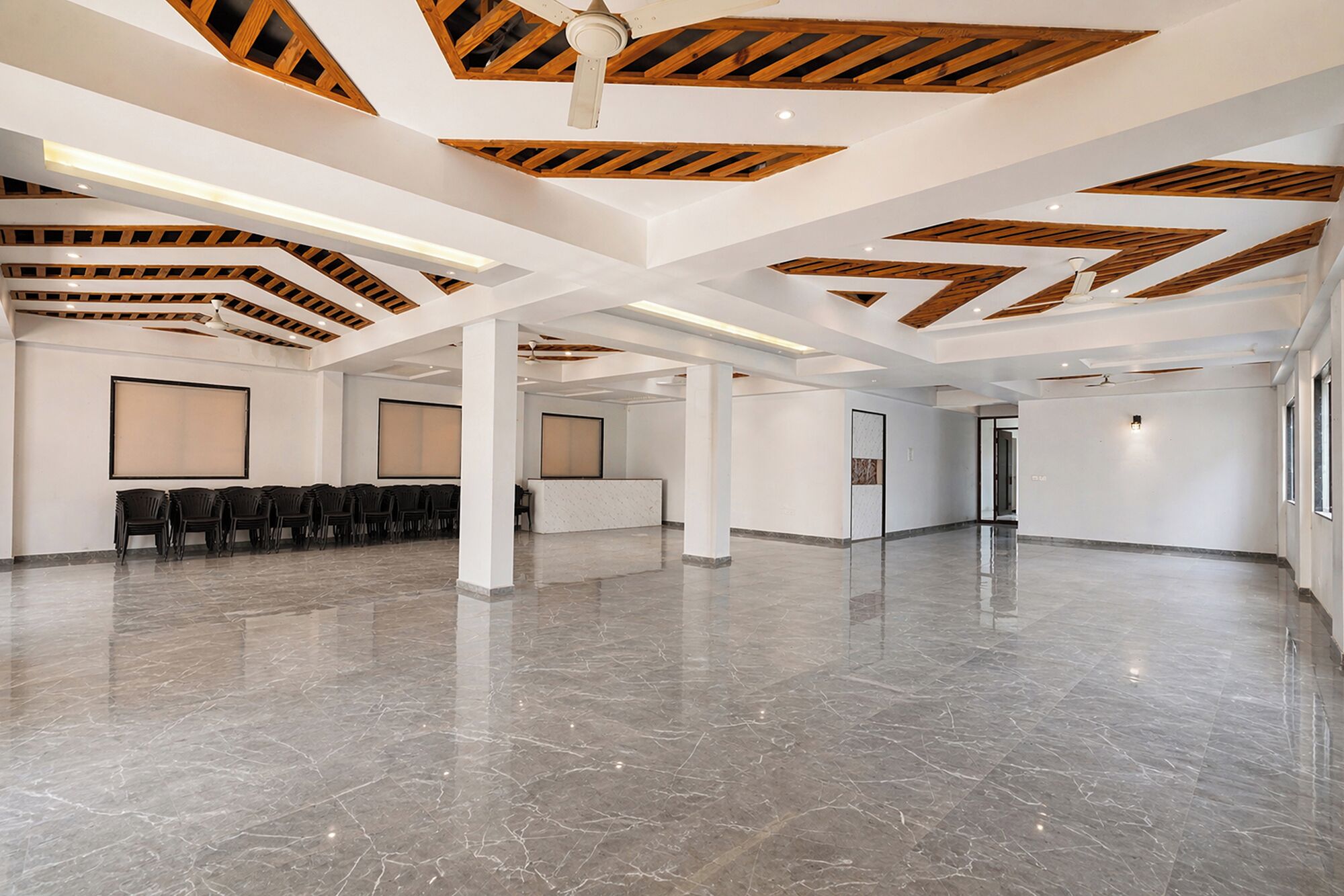 Banquet hall