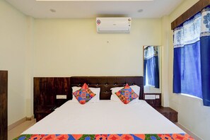 Deluxe Room | Egyptian cotton sheets, premium bedding, in-room safe, free WiFi - Fabhotel Jagadish Palace (Puri)
