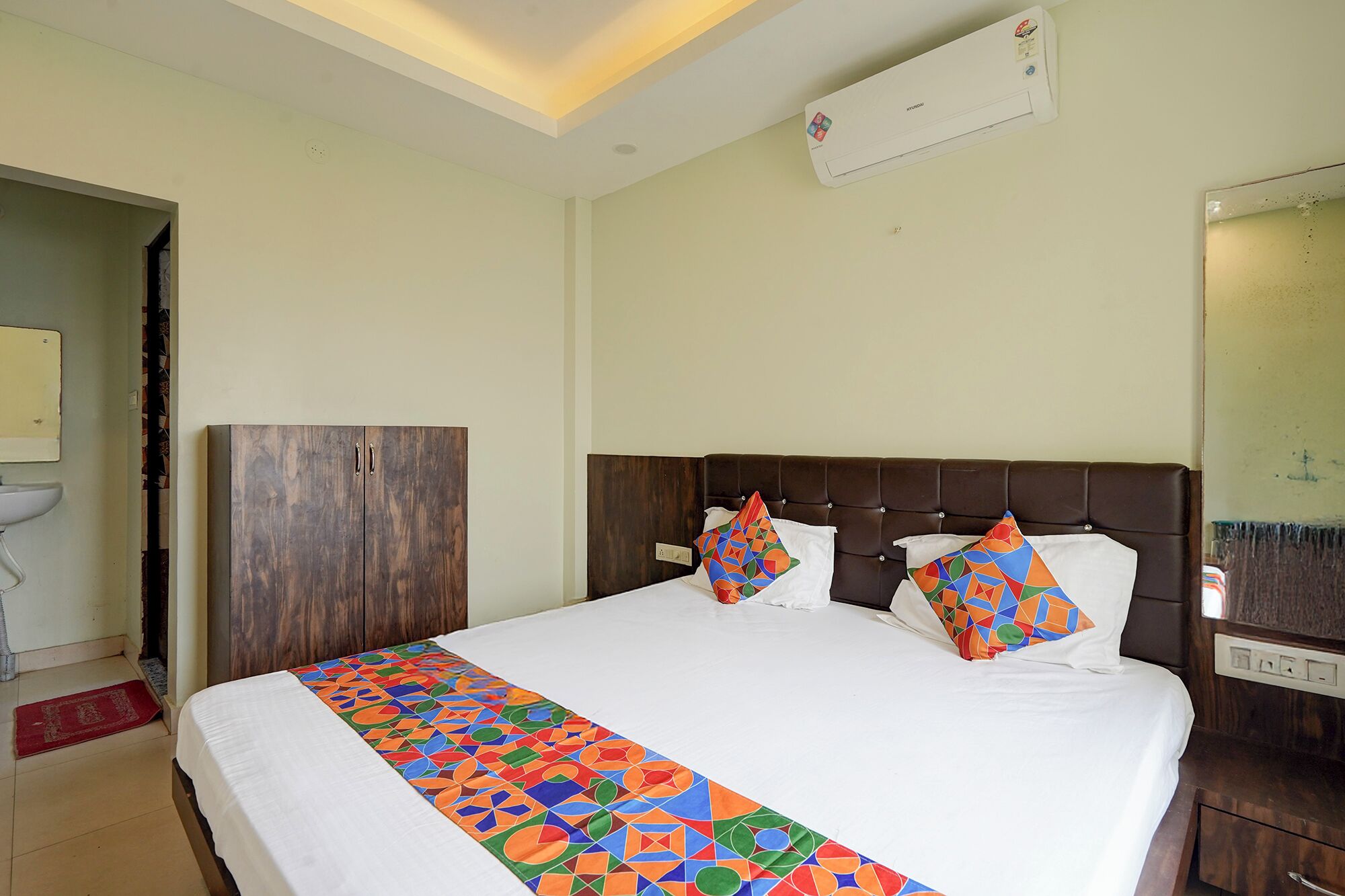 Deluxe Room | Egyptian cotton sheets, premium bedding, in-room safe, free WiFi