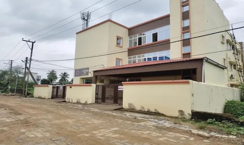 Fabhotel Atithi Bhawan