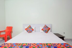 Egyptian cotton sheets, premium bedding, in-room safe, free WiFi