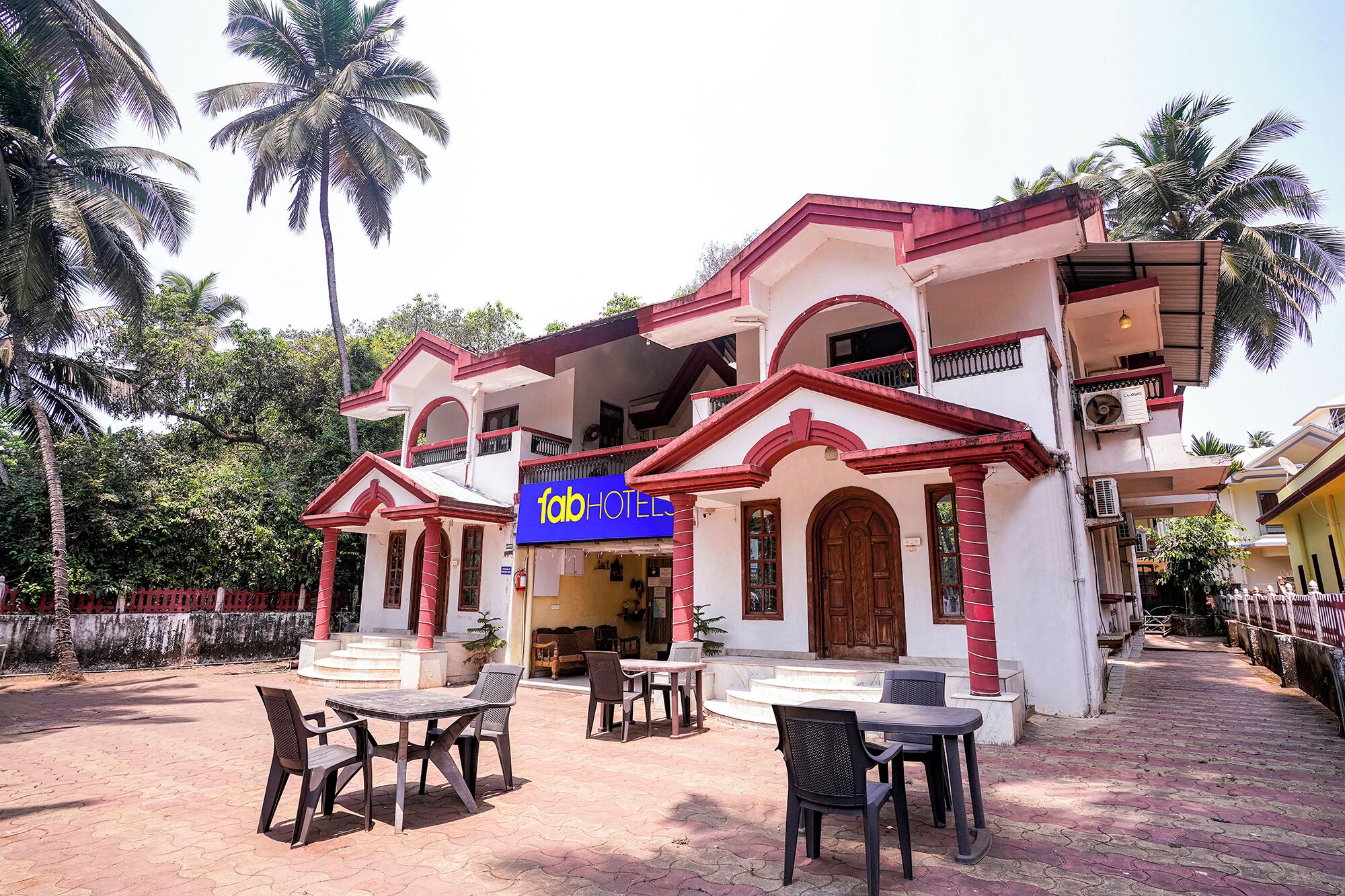 บริเวณภายนอก