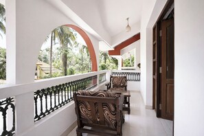 Àrea amb seients del vestíbul