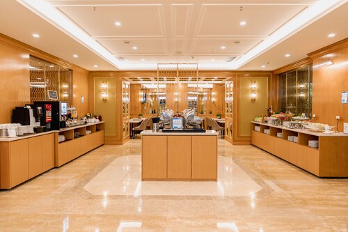 China Mayors Plaza Hotel