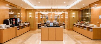China Mayors Plaza Hotel