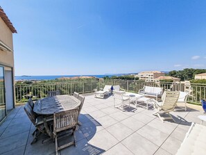 Outdoor dining - Alisier by Interhome (Six Fours La Coudoulière)