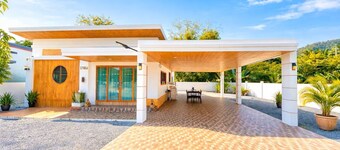 Villa Ao Nang Krabi with a free car