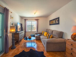 Living area - mit Whirlpool by Interhome (Playa Blanca)
