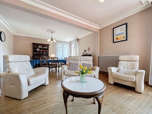 TV - La Rose des Pins by Interhome (Saint Brevin les Pins)