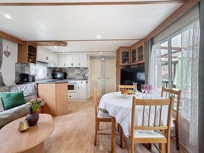 Dining - Le Lieu Bill by Interhome (Blonville sur mer)