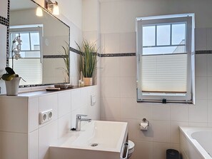 Bathroom - Zinnowitz Ambiente by Interhome (Zinnowitz)