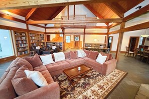 Living area - Serene house on 35-acres, panoramic mountain views, fireplace, pond, trails, a/c (Shrewsbury)