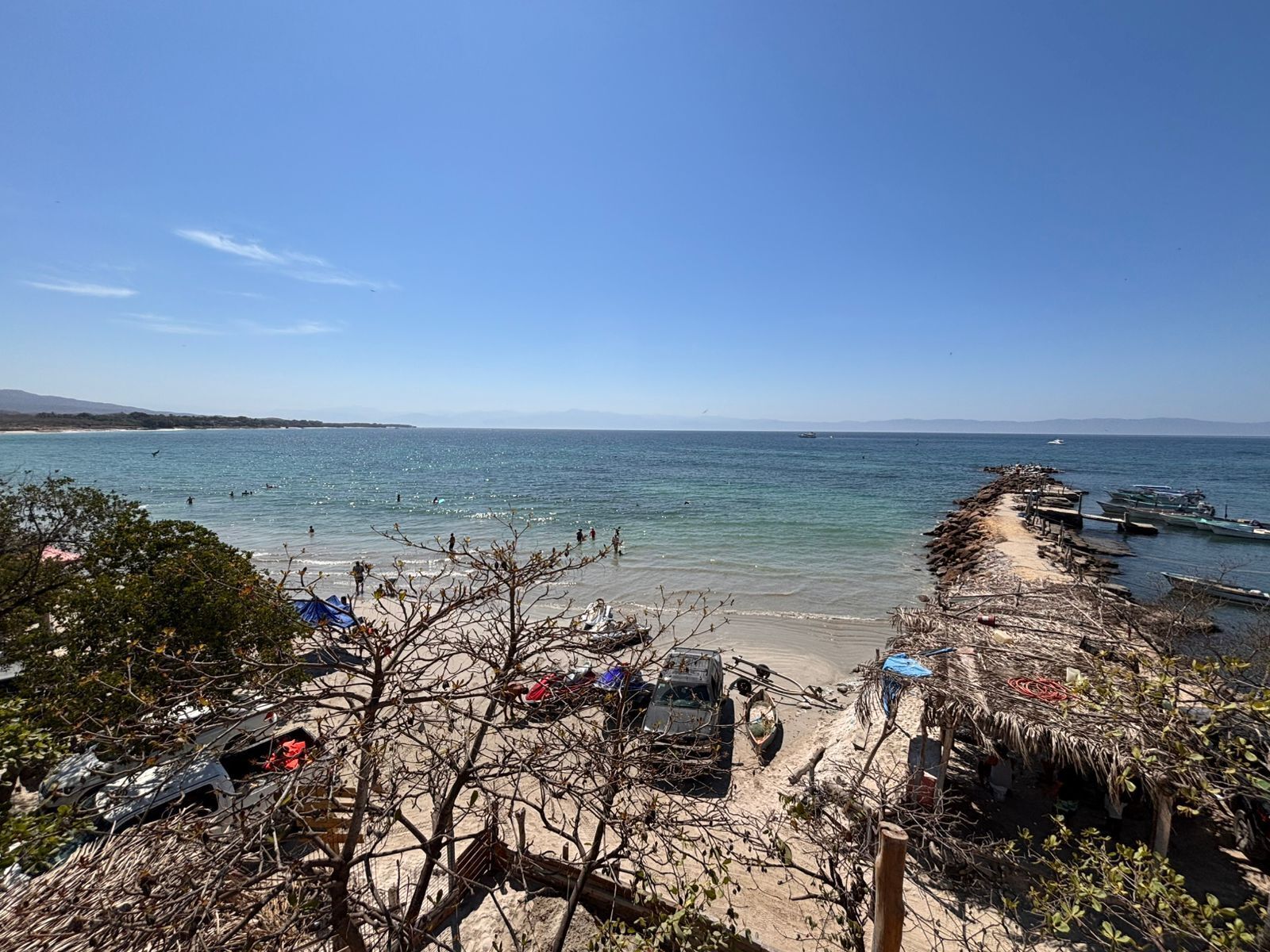 En la playa, arena blanca