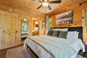 2 bedrooms, free WiFi, bed sheets - Modern King Suites Hot Tub Lake and Creek Access Between Ellijay & Blue Ridge (Ellijay)