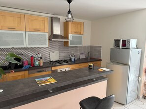 Imagen sin descripción, 2 de 9, botón